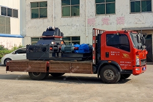 800x600彈簧式對輥破碎機(jī)發(fā)貨 發(fā)往河南